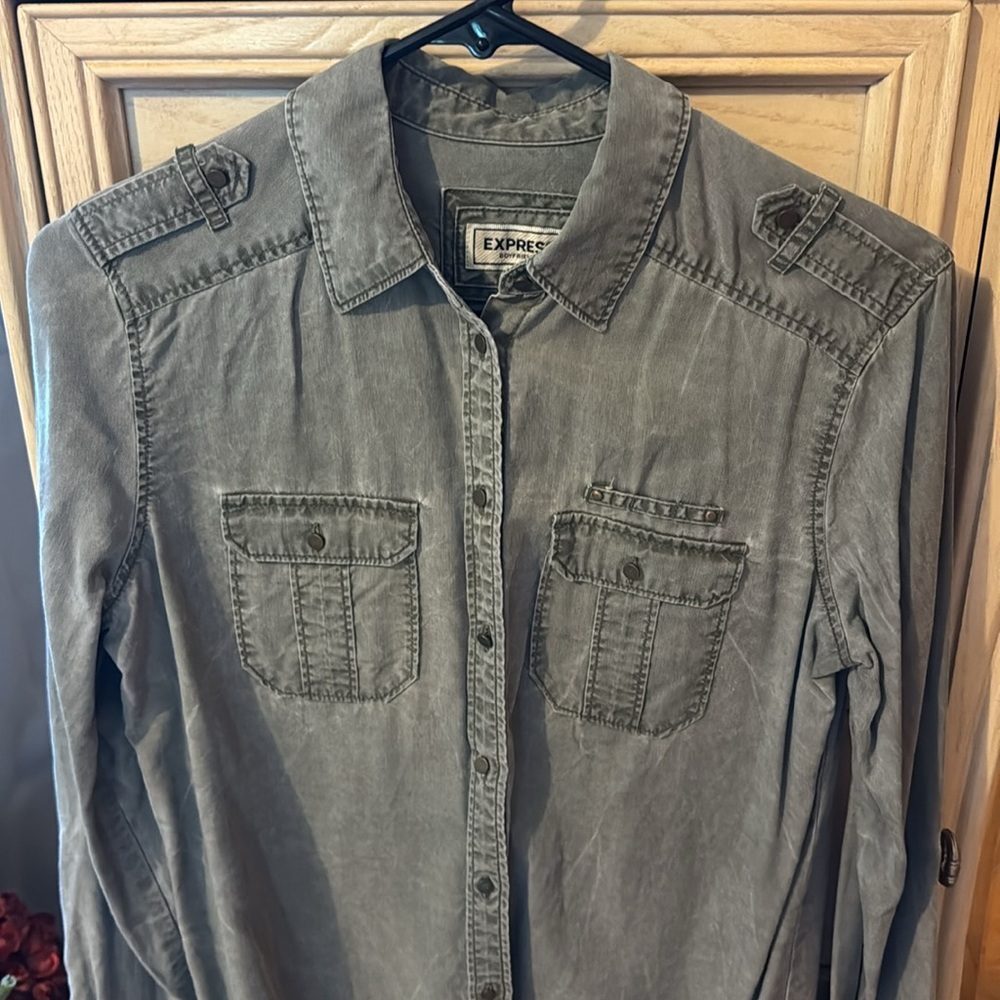 Express Boyfriend Top